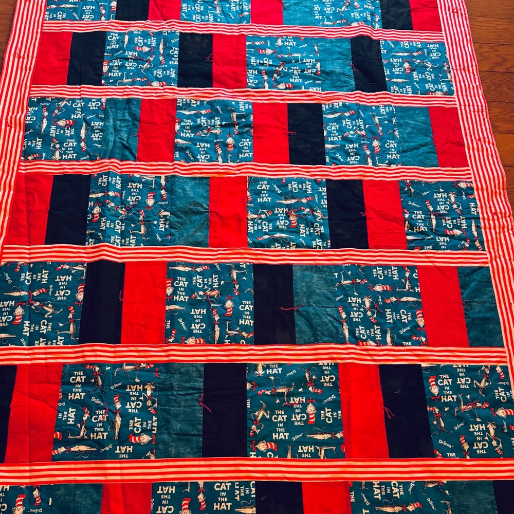 Handmade Dr Seuss Cat in the Hat quilt! One of a kind!